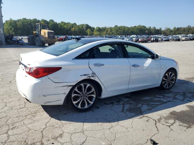 Photo 3 from auction – 2013 HYUNDAI SONATA SE with VIN 5NPEC4AB5DH599894