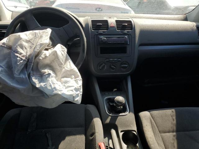 Photo 8 from auction – 2007 VOLKSWAGEN RABBIT with VIN WVWCR71K97W062158