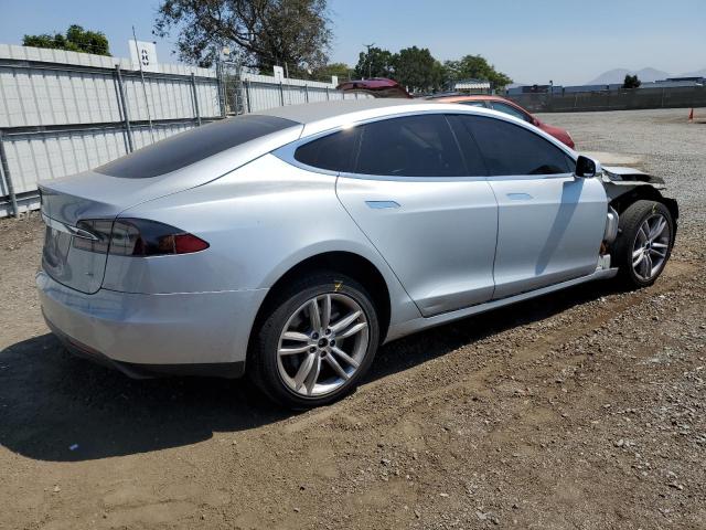 Photo 3 from auction – 2013 TESLA MODEL S with VIN 5YJSA1CN0DFP27827