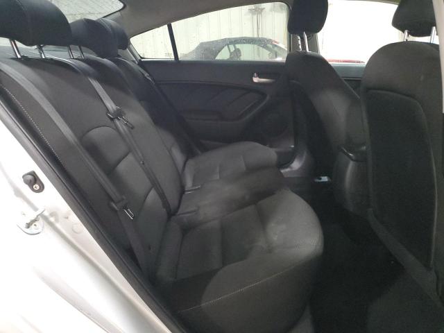 Photo 10 from auction – 2017 KIA FORTE LX with VIN 3KPFK4A76HE091673