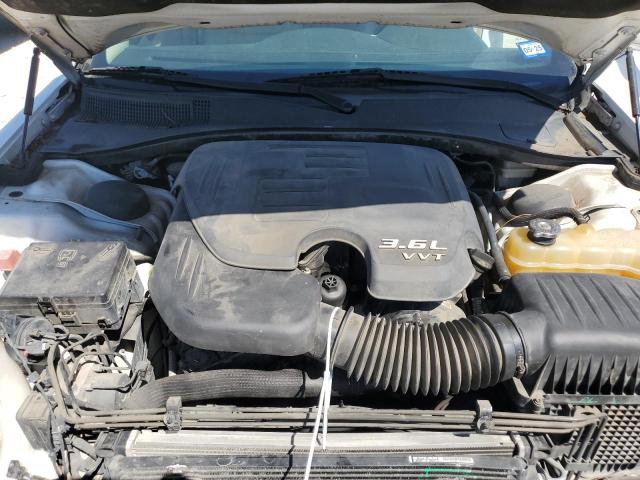 Photo 11 from auction – 2011 CHRYSLER 300 LIMITE with VIN 2C3CA5CGXBH560692