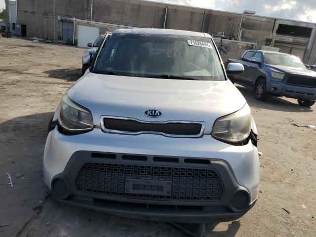 Photo 5 from auction – 2015 KIA SOUL with VIN KNDJN2A21F7750234