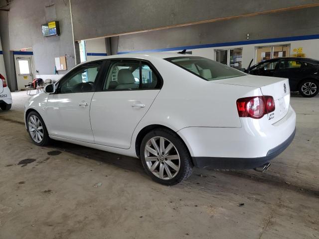 Photo 2 from auction – 2010 VOLKSWAGEN JETTA WOLF with VIN 3VWRA7AJ5AM071226