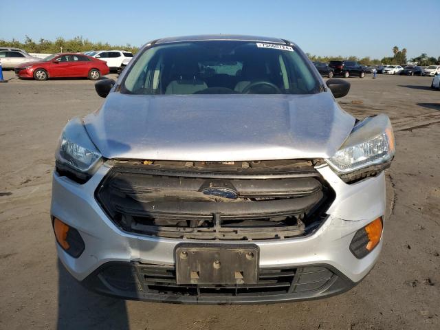 Photo 5 from auction – 2017 FORD ESCAPE S with VIN 1FMCU0F77HUC02680