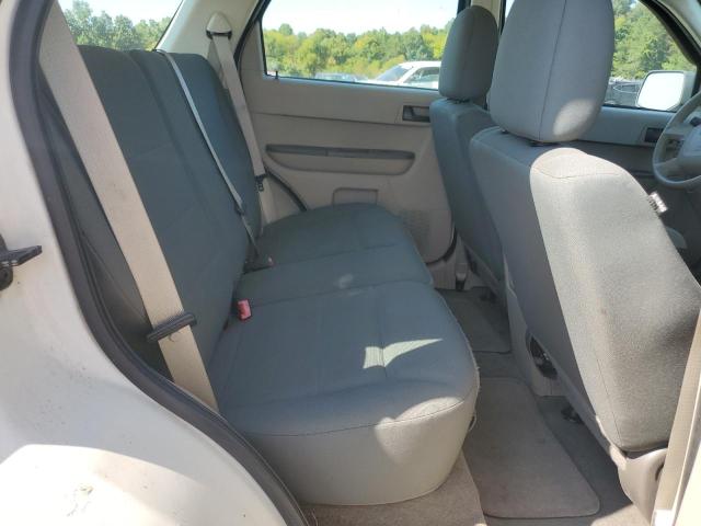 Photo 11 from auction – 2010 FORD ESCAPE XLS with VIN 1FMCU0C75AKA04735