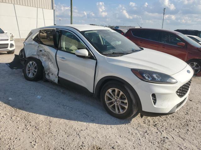 Photo 4 from auction – 2020 FORD ESCAPE SE with VIN 1FMCU0G60LUA69002