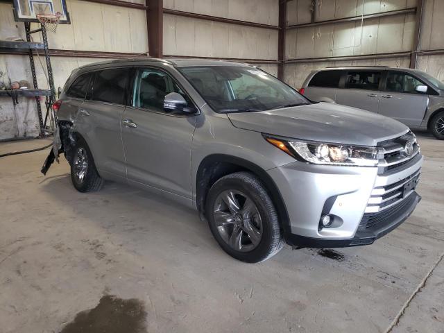Photo 4 from auction – 2019 TOYOTA HIGHLANDER with VIN 5TDDZRFH6KS736076