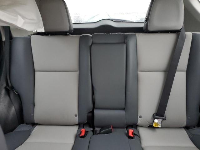 Photo 10 from auction – 2015 TOYOTA RAV4 LIMIT with VIN 2T3YFREV7FW132235