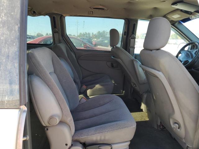 Photo 11 from auction – 2002 CHRYSLER TOWN & COU with VIN 2C4GP74L82R680732