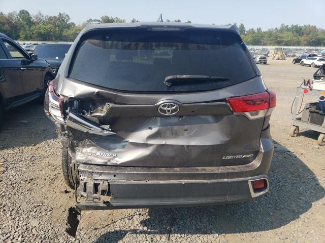 Photo 6 from auction – 2017 TOYOTA HIGHLANDER with VIN 5TDDZRFH9HS365326