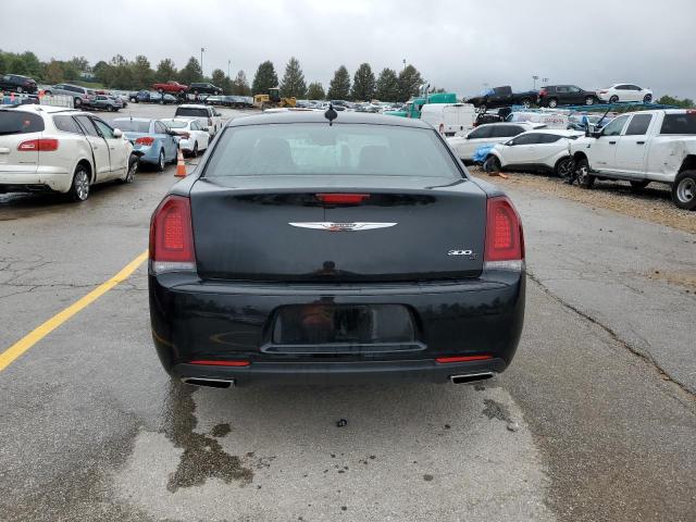 Photo 6 from auction – 2018 CHRYSLER 300 S with VIN 2C3CCABG8JH313996