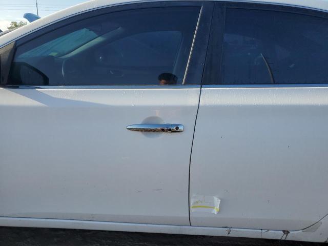 Photo 12 from auction – 2015 NISSAN SENTRA S with VIN 3N1AB7AP6FL637668