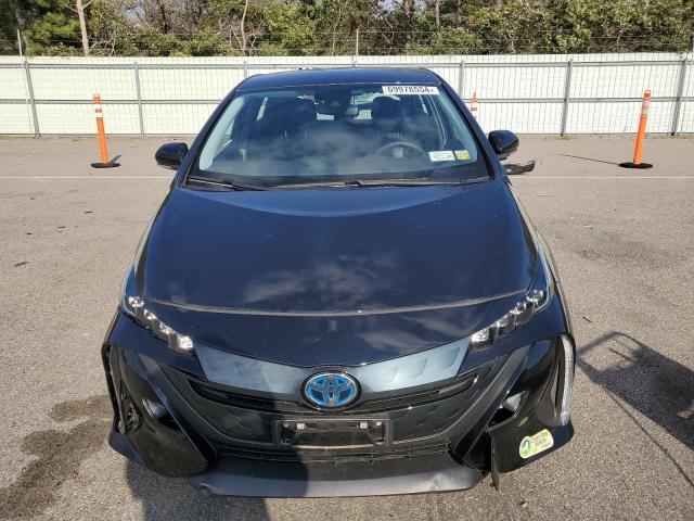 Photo 5 from auction – 2022 TOYOTA PRIUS PRIM with VIN JTDKAMFP0N3220522
