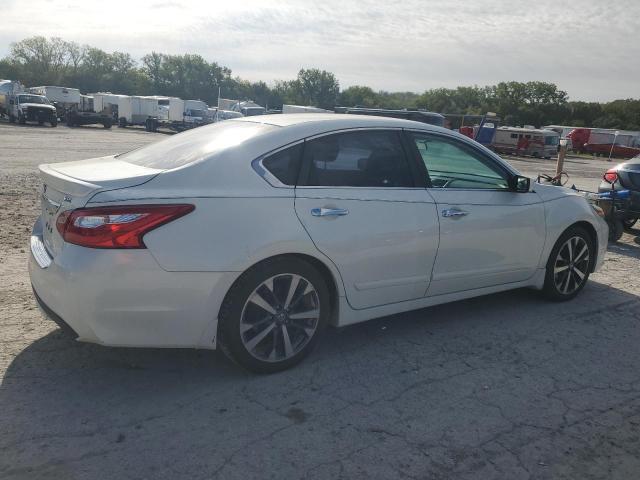 Photo 3 from auction – 2016 NISSAN ALTIMA 2.5 with VIN 1N4AL3AP4GC273725