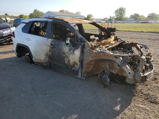 Photo 4 from auction – 2022 TOYOTA RAV4 XLE with VIN 2T3W1RFV3NC174924