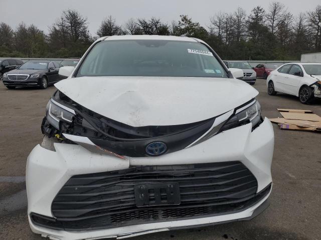 Photo 5 from auction – 2021 TOYOTA SIENNA LE with VIN 5TDKRKEC7MS041578