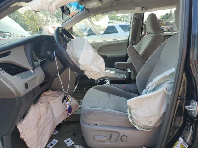Photo 7 from auction – 2017 TOYOTA SIENNA LE with VIN 5TDKZ3DC7HS809878
