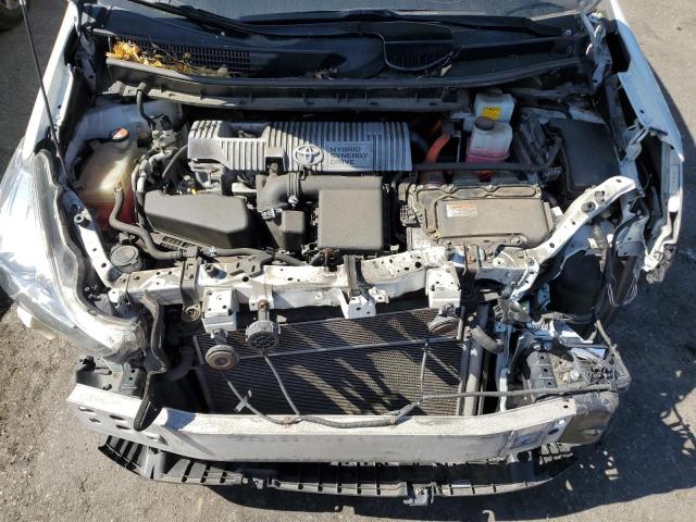 Photo 11 from auction – 2016 TOYOTA PRIUS V with VIN JTDZN3EU4GJ045937