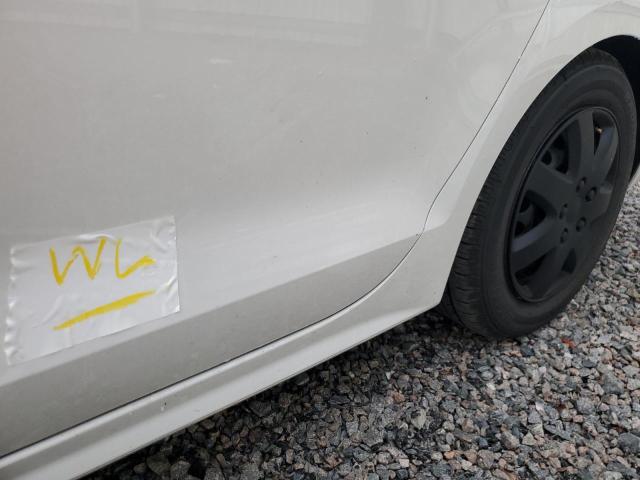 Photo 12 from auction – 2015 VOLKSWAGEN JETTA BASE with VIN 3VW2K7AJ1FM281098