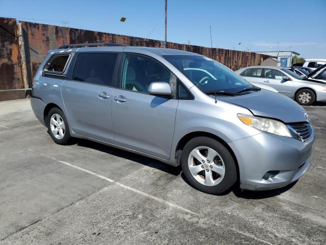 Photo 4 from auction – 2011 TOYOTA SIENNA LE with VIN 5TDKK3DC7BS042478