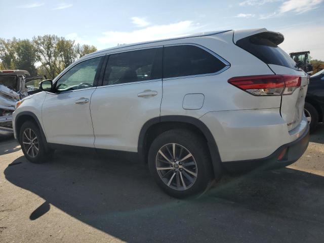 Photo 2 from auction – 2019 TOYOTA HIGHLANDER with VIN 5TDJZRFH0KS714304