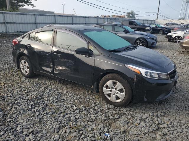 Photo 4 from auction – 2017 KIA FORTE LX with VIN 3KPFL4A76HE097681