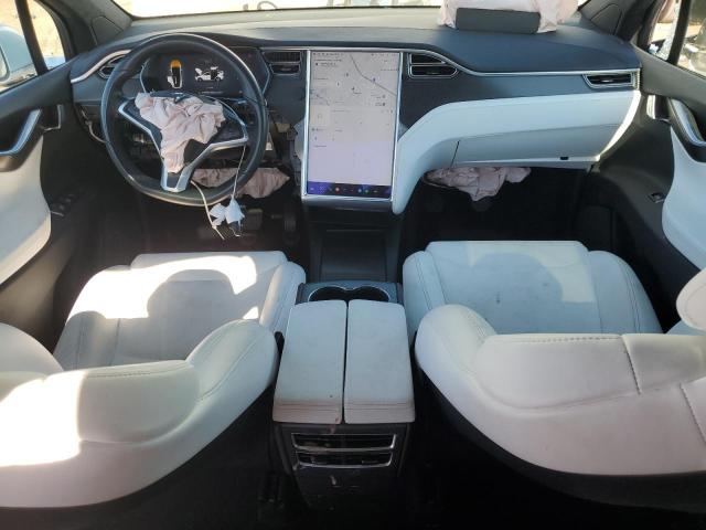 Photo 8 from auction – 2017 TESLA MODEL X with VIN 5YJXCBE21HF068512