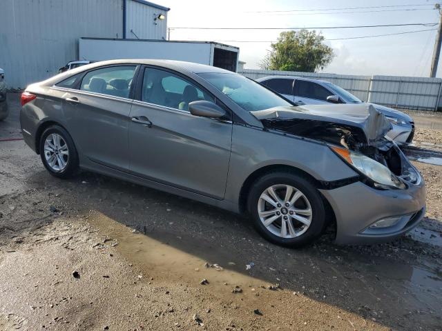 Photo 4 from auction – 2013 HYUNDAI SONATA GLS with VIN 5NPEB4AC1DH687675