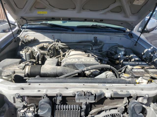 Photo 12 from auction – 2002 TOYOTA SEQUOIA LI with VIN 5TDZT38A62S095628