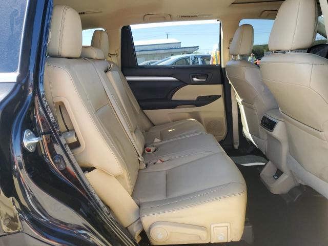 Photo 11 from auction – 2015 TOYOTA HIGHLANDER with VIN 5TDJKRFH2FS143151