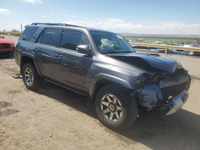 Photo 4 from auction – 2018 TOYOTA 4RUNNER SR with VIN JTEBU5JR2J5547102