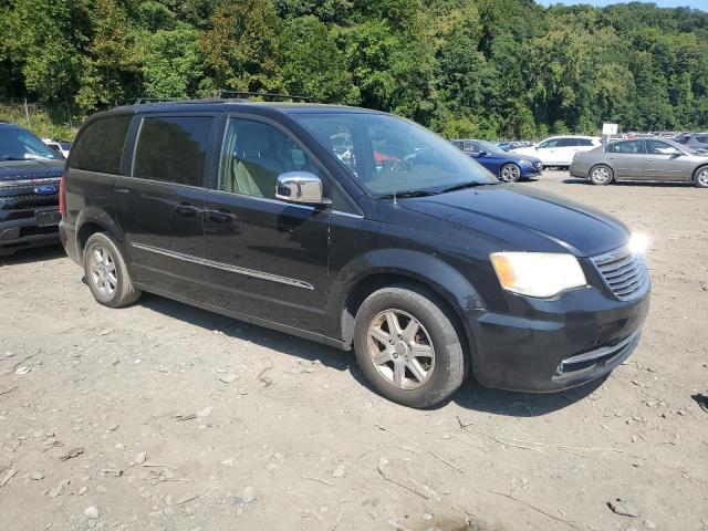 Photo 4 from auction – 2011 CHRYSLER TOWN & COU with VIN 2A4RR8DG9BR694743