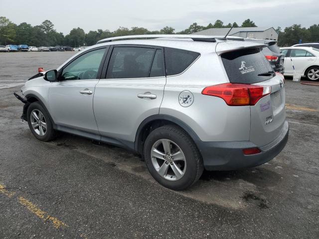 Photo 2 from auction – 2015 TOYOTA RAV4 XLE with VIN 2T3RFREV1FW273581