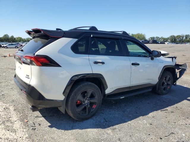 Photo 3 from auction – 2020 TOYOTA RAV4 XSE with VIN 2T3EWRFV7LW052933