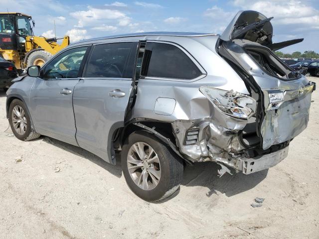 Photo 2 from auction – 2015 TOYOTA HIGHLANDER with VIN 5TDKKRFH5FS070720