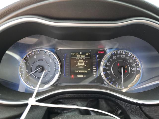 Photo 9 from auction – 2015 CHRYSLER 200 LIMITE with VIN 1C3CCCAB6FN693324