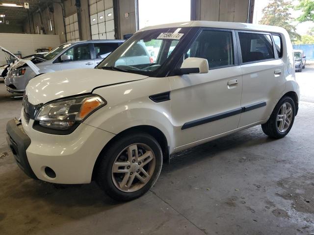 KIA SOUL + 2010 with VIN KNDJT2A25A7061893 - Photo from auction