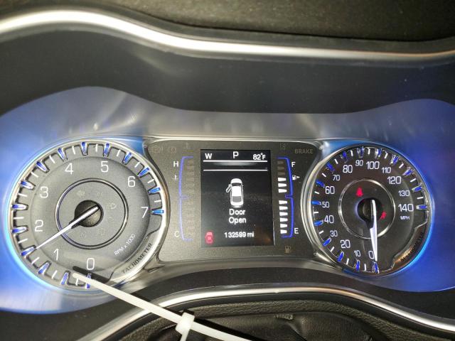 Photo 9 from auction – 2015 CHRYSLER 200 LIMITE with VIN 1C3CCCAB7FN587075