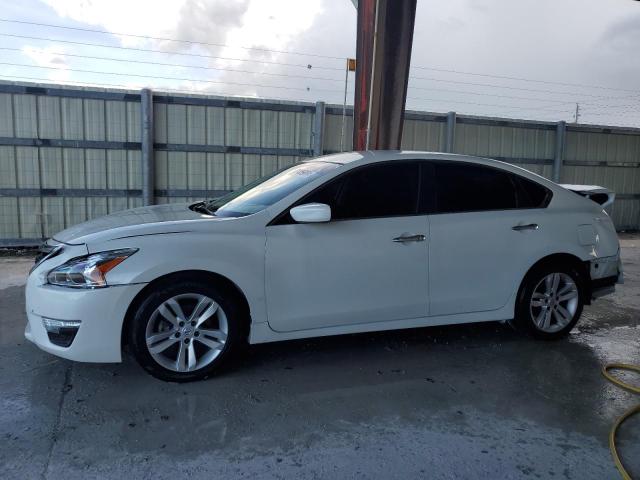 NISSAN ALTIMA 2.5 2015 with VIN 1N4AL3AP2FC465711 - Photo from auction