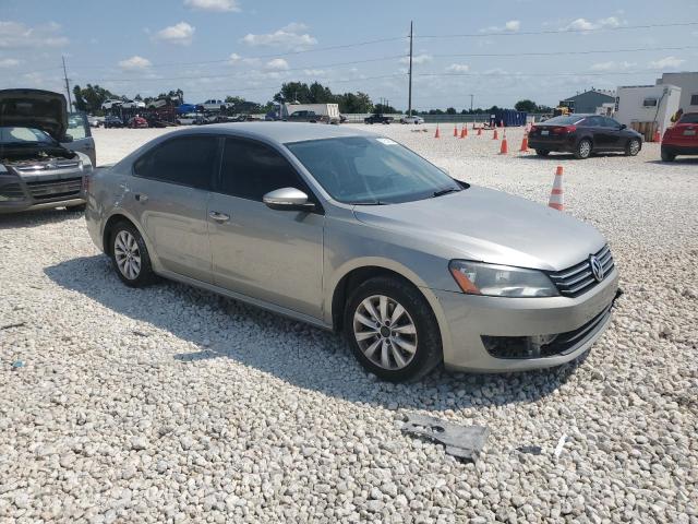 Photo 4 from auction – 2012 VOLKSWAGEN PASSAT S with VIN 1VWAP7A36CC014728