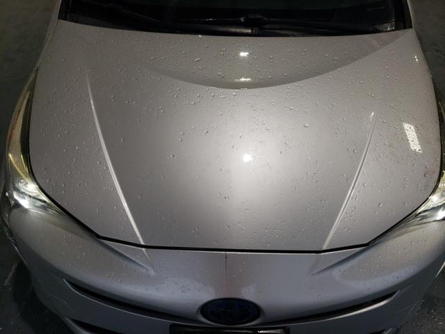 Photo 12 from auction – 2016 TOYOTA PRIUS with VIN JTDKARFU1G3518874