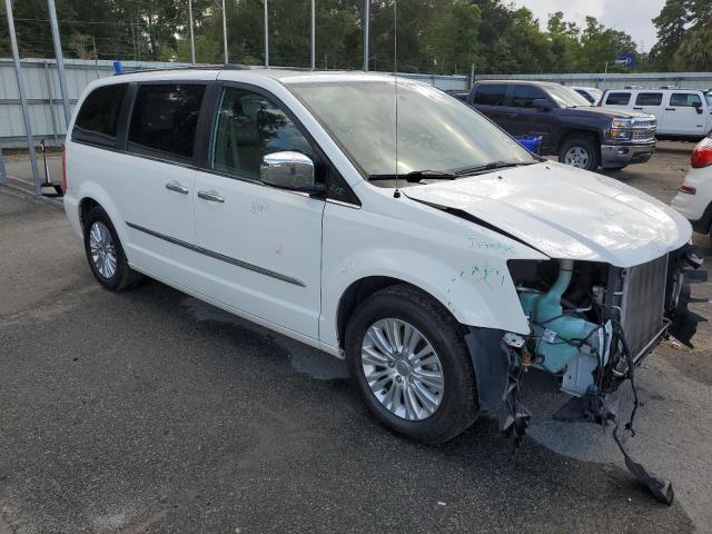 Photo 4 from auction – 2012 CHRYSLER TOWN & COU with VIN 2C4RC1GGXCR106828