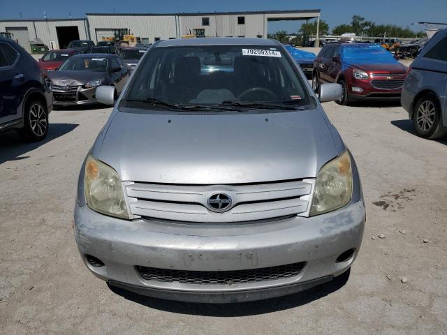Photo 5 from auction – 2004 TOYOTA SCION XA with VIN JTKKT624640065372