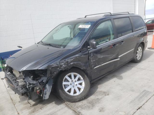 CHRYSLER TOWN & COU 2016 with VIN 2C4RC1BG4GR302518 - Photo from auction