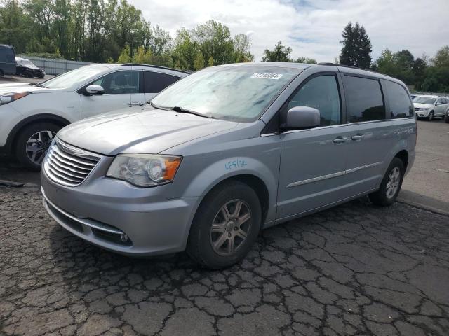 CHRYSLER TOWN & COU 2013 with VIN 2C4RC1BGXDR656605 - Photo from auction