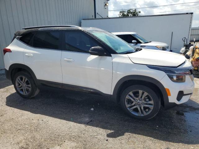 Photo 4 from auction – 2021 KIA SELTOS S with VIN KNDEU2AA9M7050454