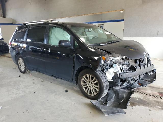Photo 4 from auction – 2016 TOYOTA SIENNA XLE with VIN 5TDYK3DC7GS710586