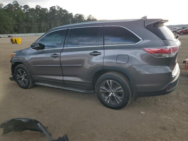 Photo 2 from auction – 2016 TOYOTA HIGHLANDER with VIN 5TDKKRFHXGS132663