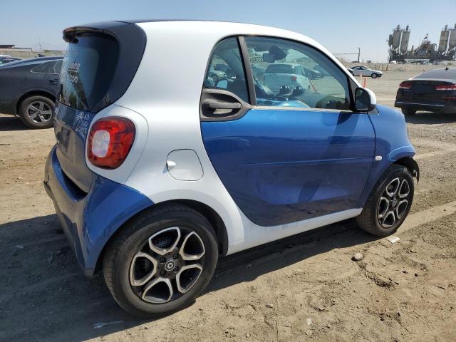 Photo 3 from auction – 2016 SMART FORTWO with VIN WMEFJ5DA7GK063300