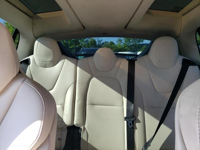 Photo 10 from auction – 2019 TESLA MODEL X with VIN 5YJXCDE2XKF149446